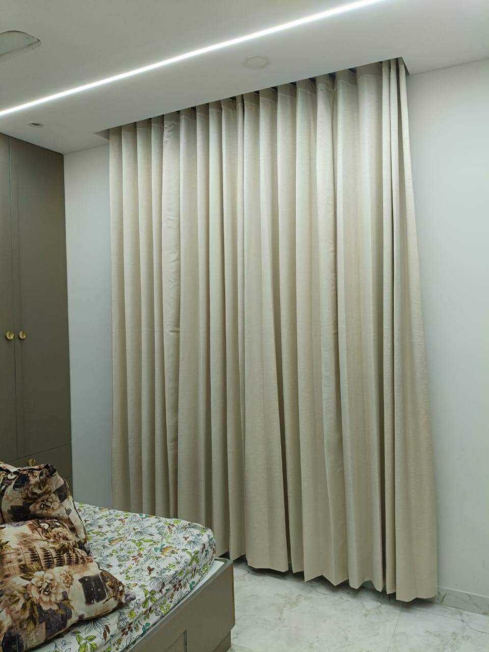curtainimg18