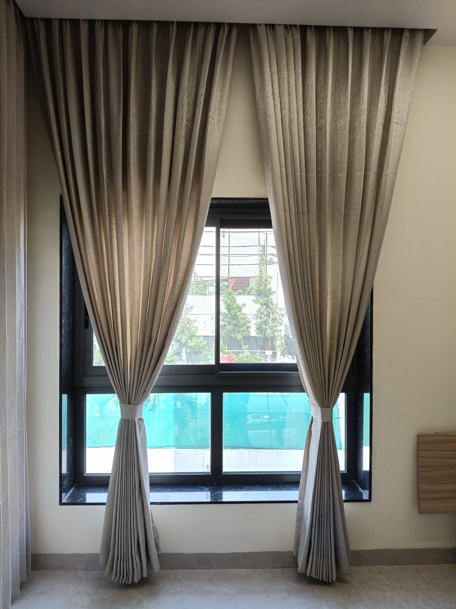 curtainimg31