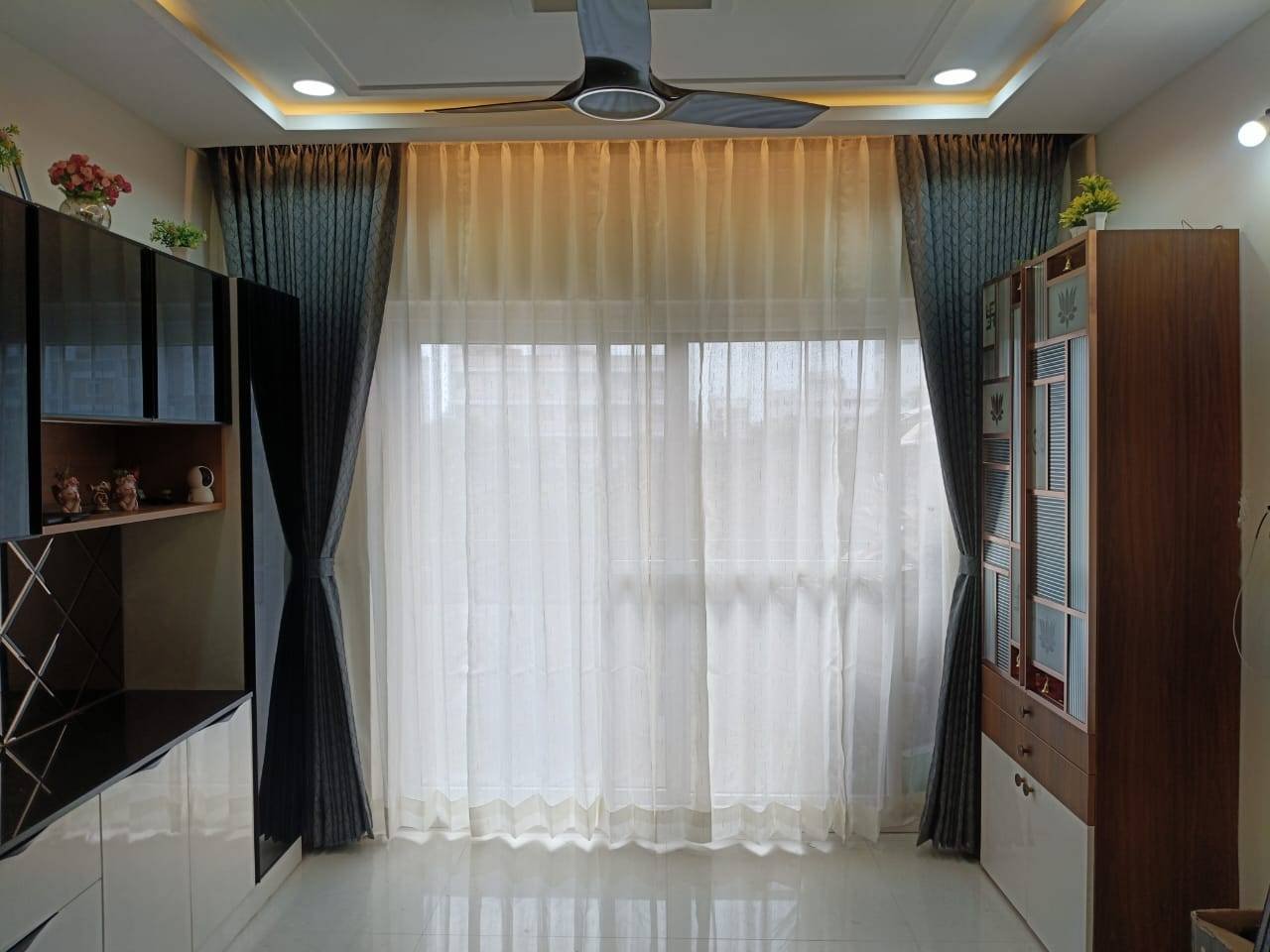 curtainimg12